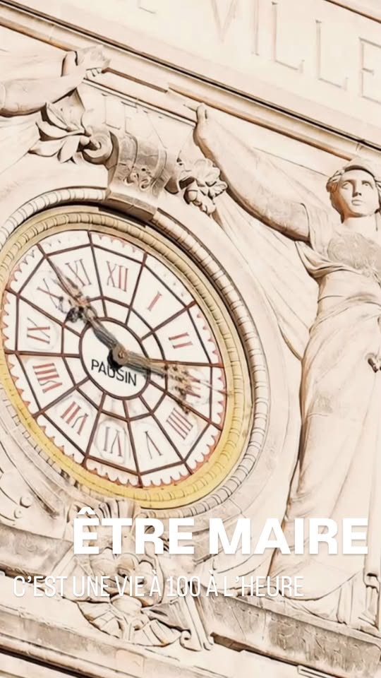 Être maire, c’est une vie à 100 à l’heure.
Mais ce sont surtout de grandes fiertés : la relation de confiance construite avec les Valentinois, des engagements tenus, des réalisations concrètes, et une ville qui se transforme, se végétalise et continue d’avancer.