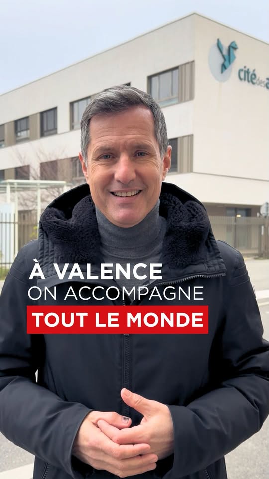 À Valence, la solidarité, c’est notre ADN. Ici, on accompagne tout le monde, à tous les âges et dans toutes les situations.